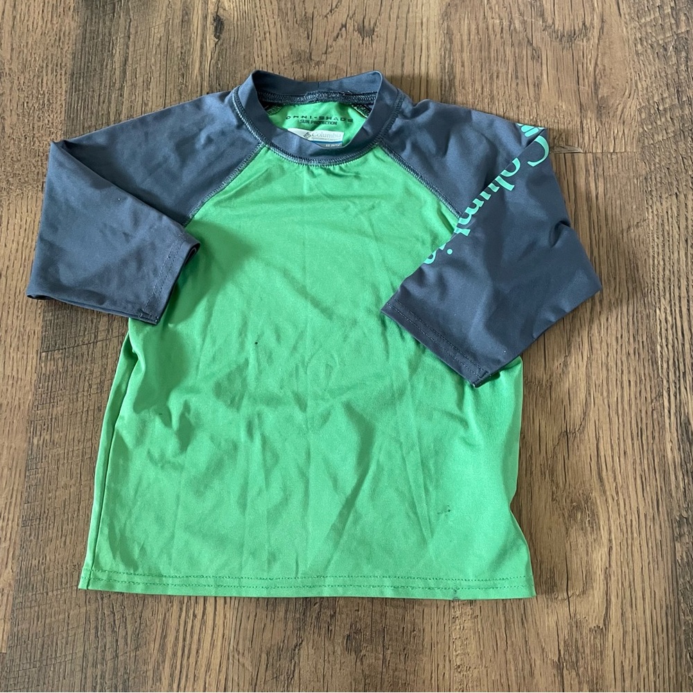 Columbia Sun Shirt XS